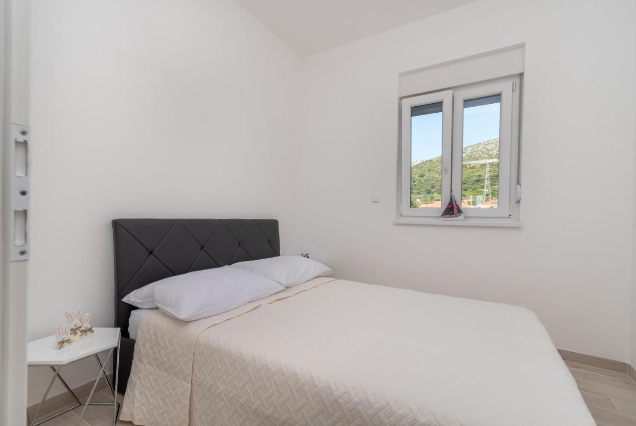 Apartman Pjer Trogir Exterior photo
